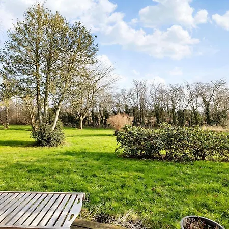 Lägenhet 2 Bedroom In Aakirkeby