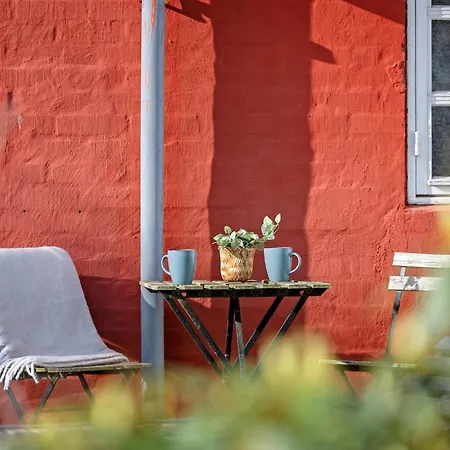 2 Bedroom In Aakirkeby